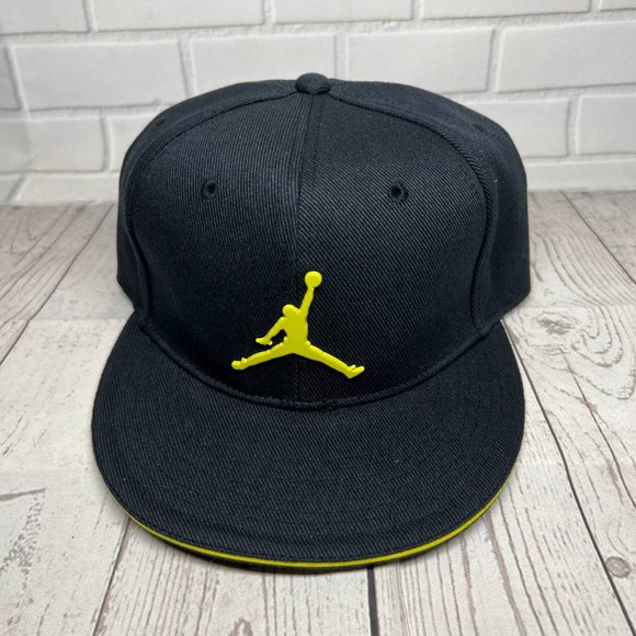 Air Jordan 7 1/4 Jumpman Hat‎ Fitted Cap Black Men - Picture 1 of 7